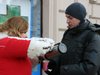 Ведучі Радіо Люкс ФМ напоїли слухачів гарячим чаєм