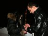 Львів’янин освідчився коханій при свічках на Ратуші