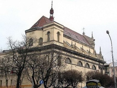 У Львові підсвітять церкву Петра і Павла