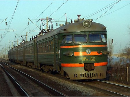 На Львівській залізниці скасують 8 пасажирських потягів