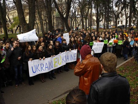 Львівські студенти поки не можуть домовитися про спільні акції протесту