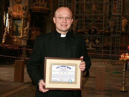 Риштування костелу Єзуїтів потрапило до Книги рекордів