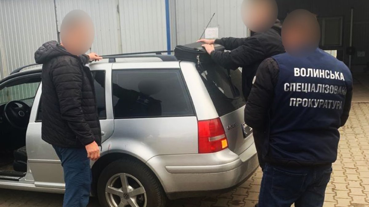 Військового з Луцька затримали на хабарі у 32 тис. грн від призовника - ZAXID.NET