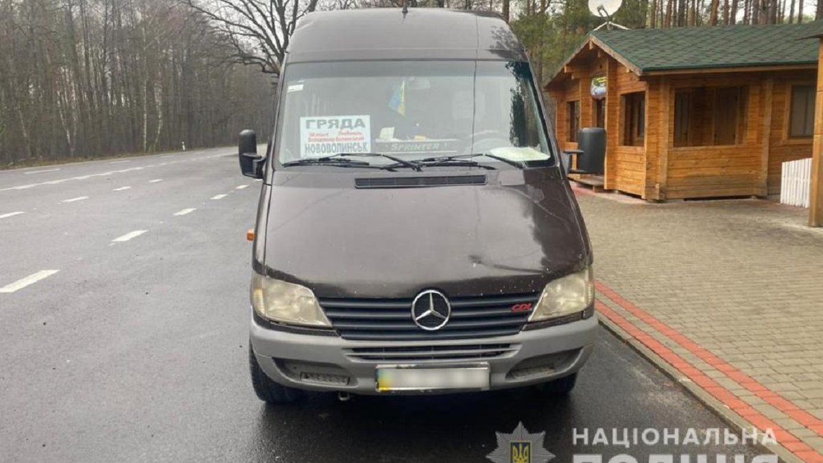 Біля Шацька патрульні виявили п'яного водія маршрутки - ZAXID.NET