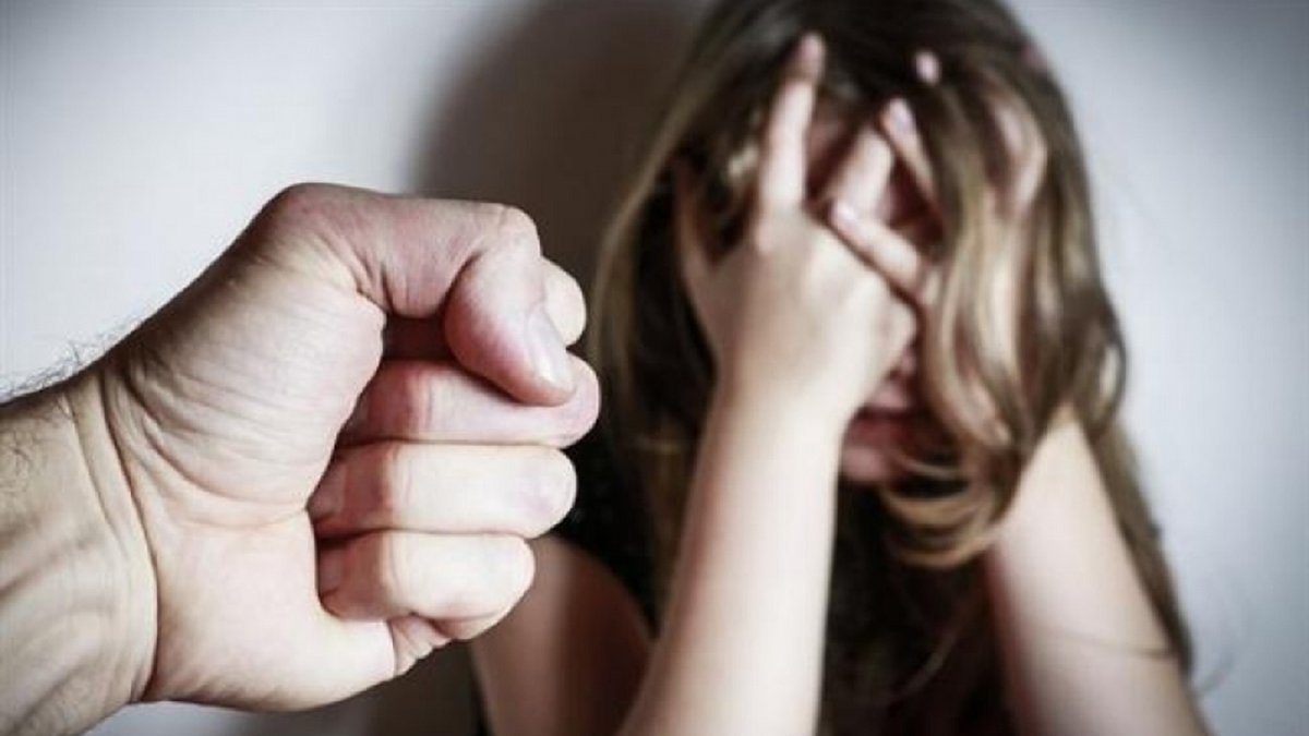 Суд призначив 15 років тюрми хмельничанину, який ґвалтував 12-річну доньку співмешканки - ZAXID.NET