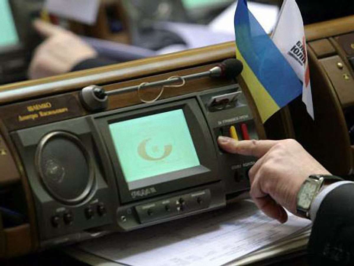 Регіонали підготували українцям машину для голосування, - нардеп