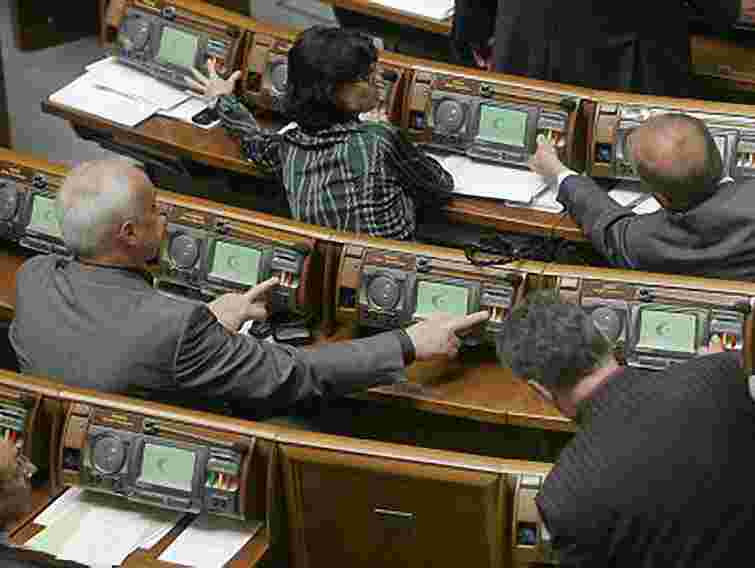 Ініціатором виборчого законодавства мав бути президент, - "Опора"