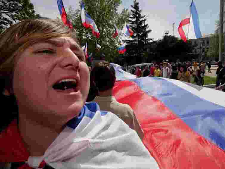 Генконсула Росії просять не нагнітати питання мови в Криму