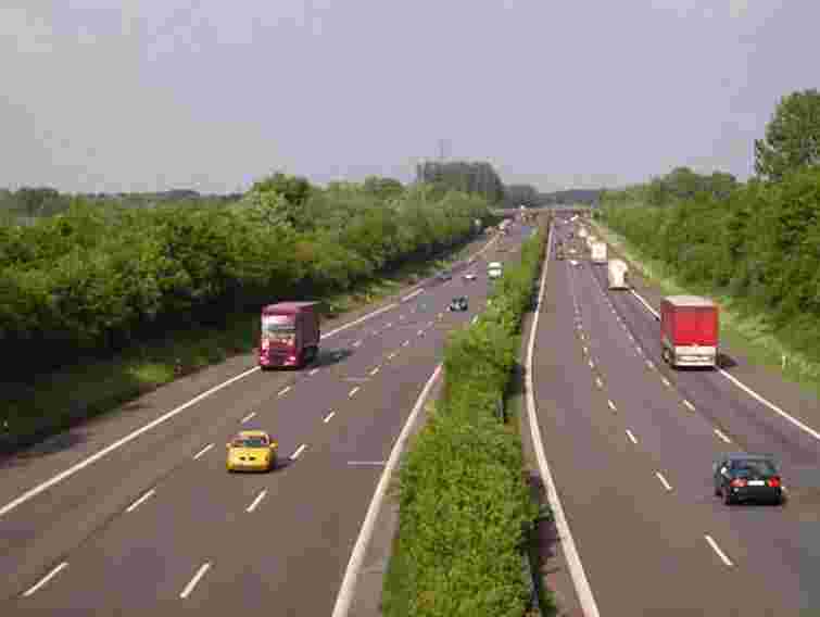 Україні треба 30 років, щоб збудувати дороги, як у Німеччині