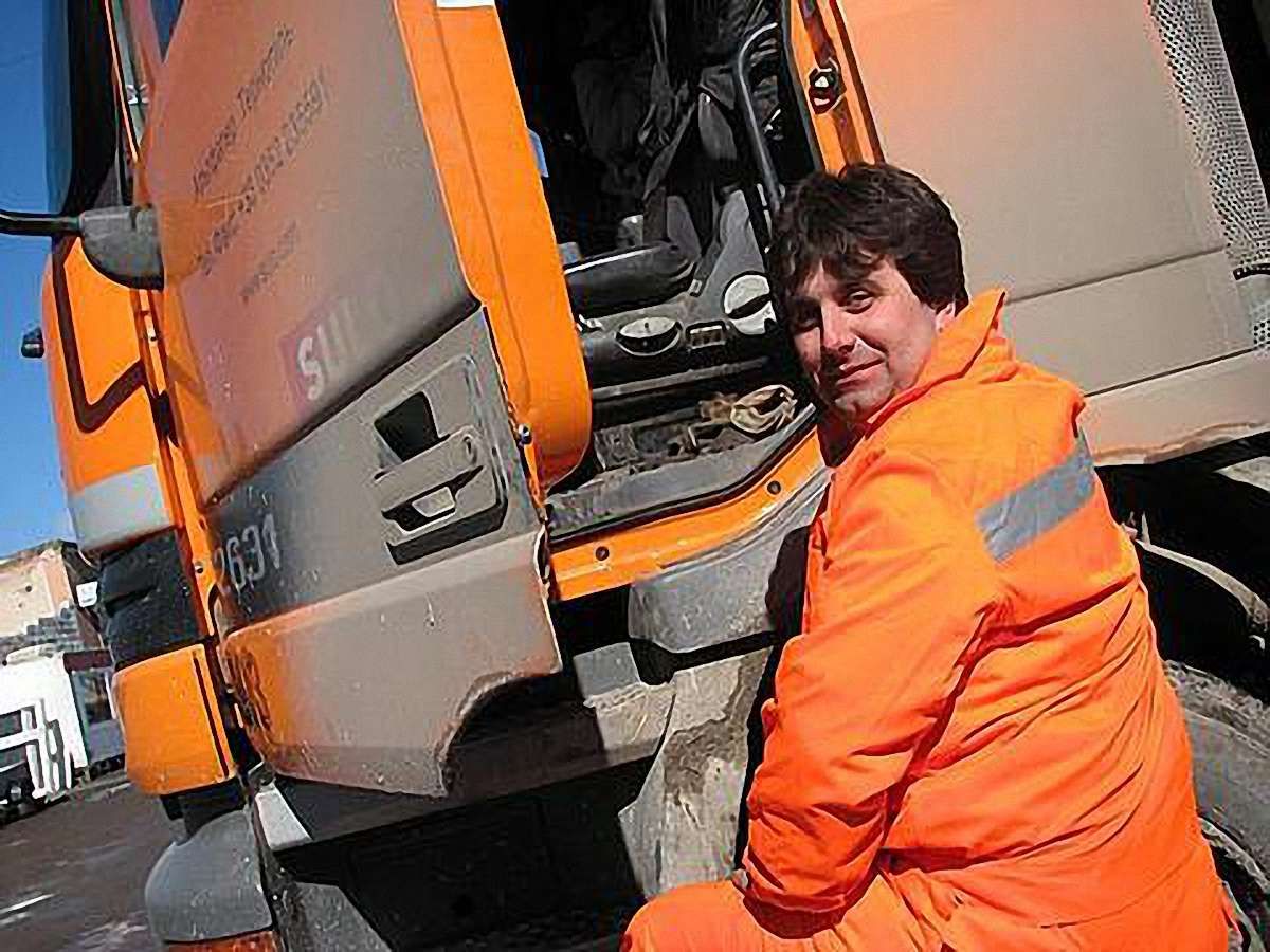 Янукович і Азаров привітали автомобілістів