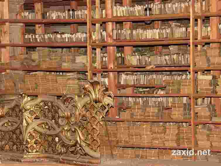 Мер Львова: На Авіаційну,1 треба перевезти понад 2 млн книг