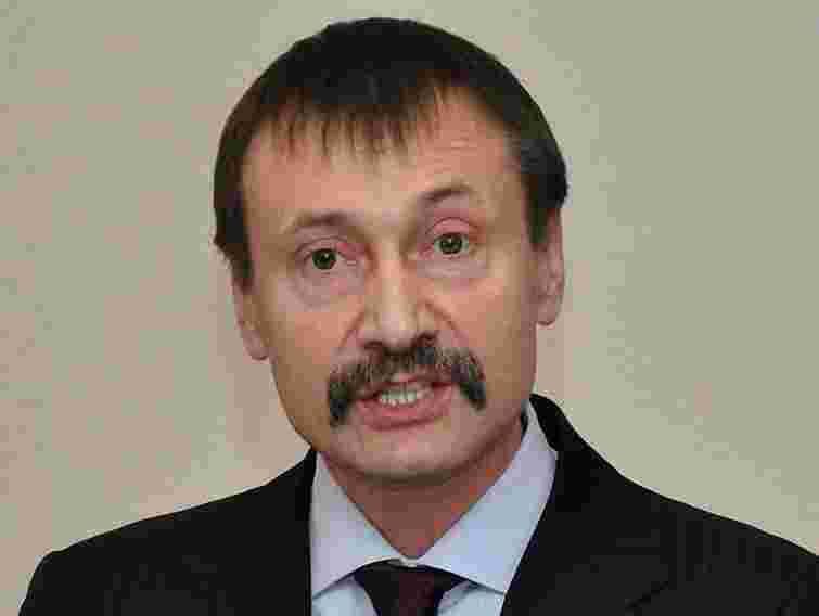 Папієв: Не личить заставляти Чернівці агітаційними наметами