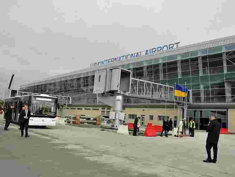 Назву львівського аеропорту вибирають інтернет-користувачі