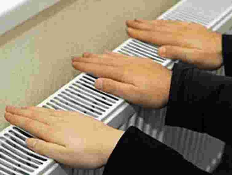 У Львові тепло вдень не подаватимуть, якщо на вулиці понад  12°С  