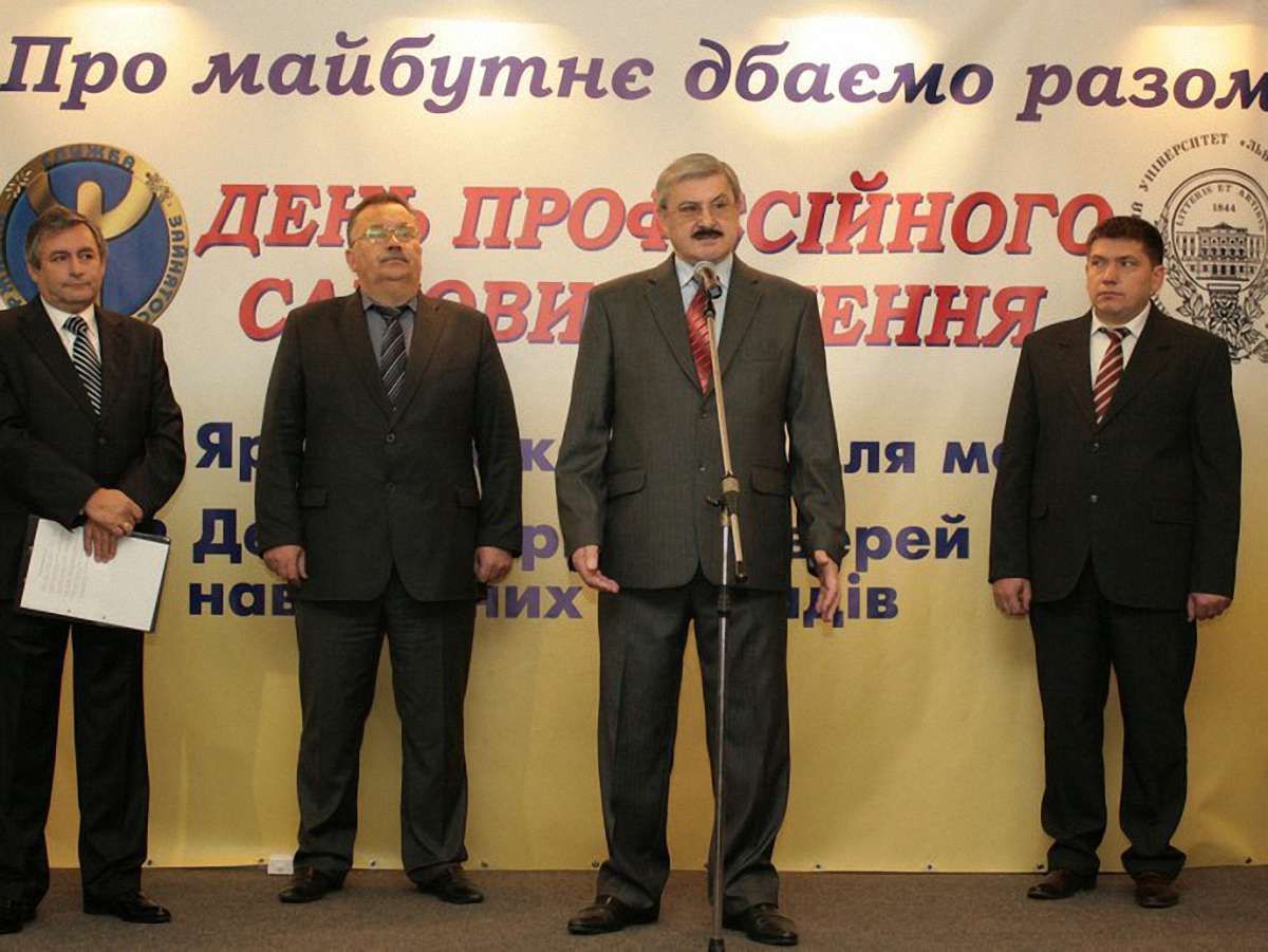 У Львові на Ярмарку професій представили 1 270 вакансій