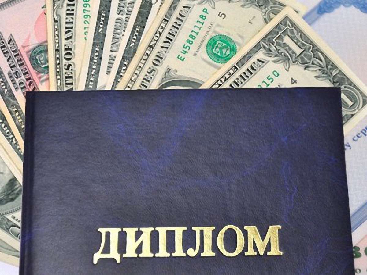 «Відверта розмова»: Диплом українського вишу можна купити за $800