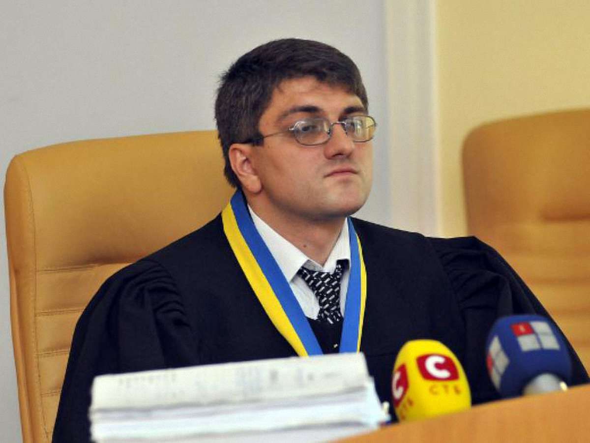 Кірєєву погрожують судом за те, що не пускає до Тимошенко