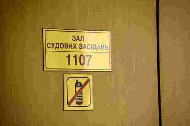 Сьогодні суд продовжить допит свідків у справі Луценка