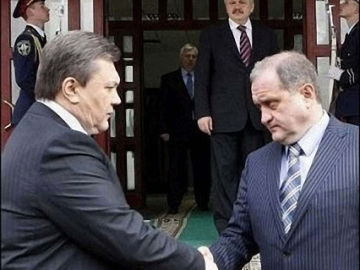 Янукович понизив Могильова, – експерт