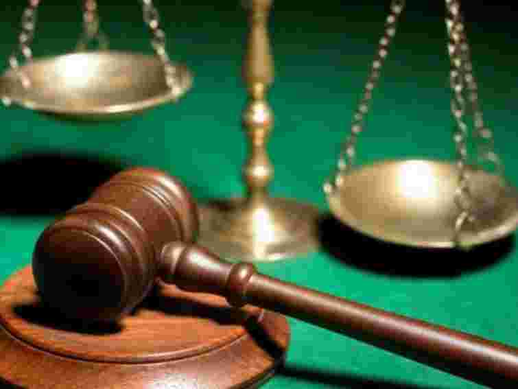 Тільки 9% суддів думають, що суспільство довіряє суду