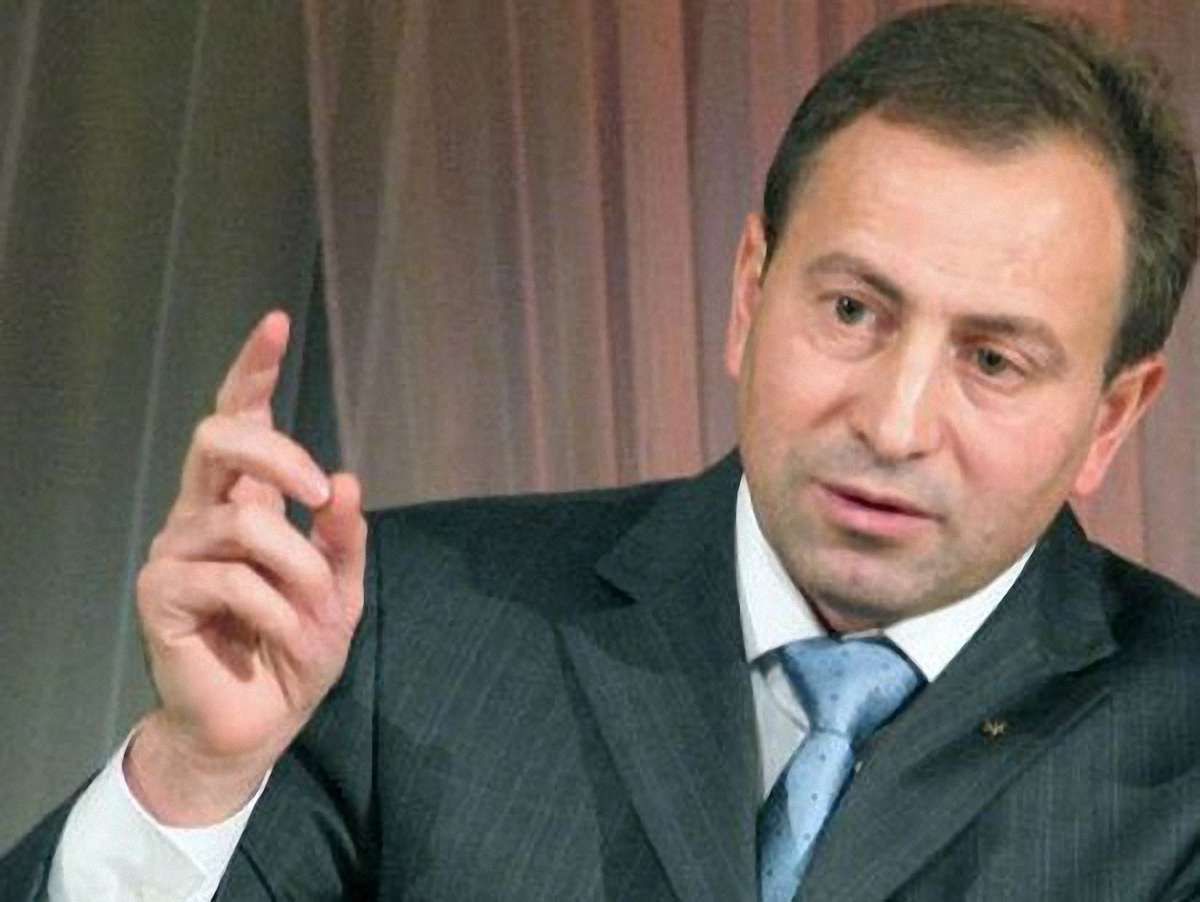 Томенко: Влада підіграє неадекватному туристичному образу України