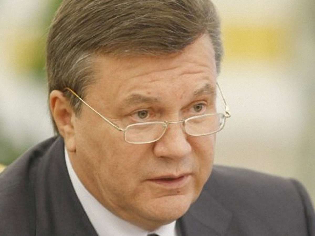 Янукович пообіцяв студентам збільшити стипендії до прожиткового мінімуму