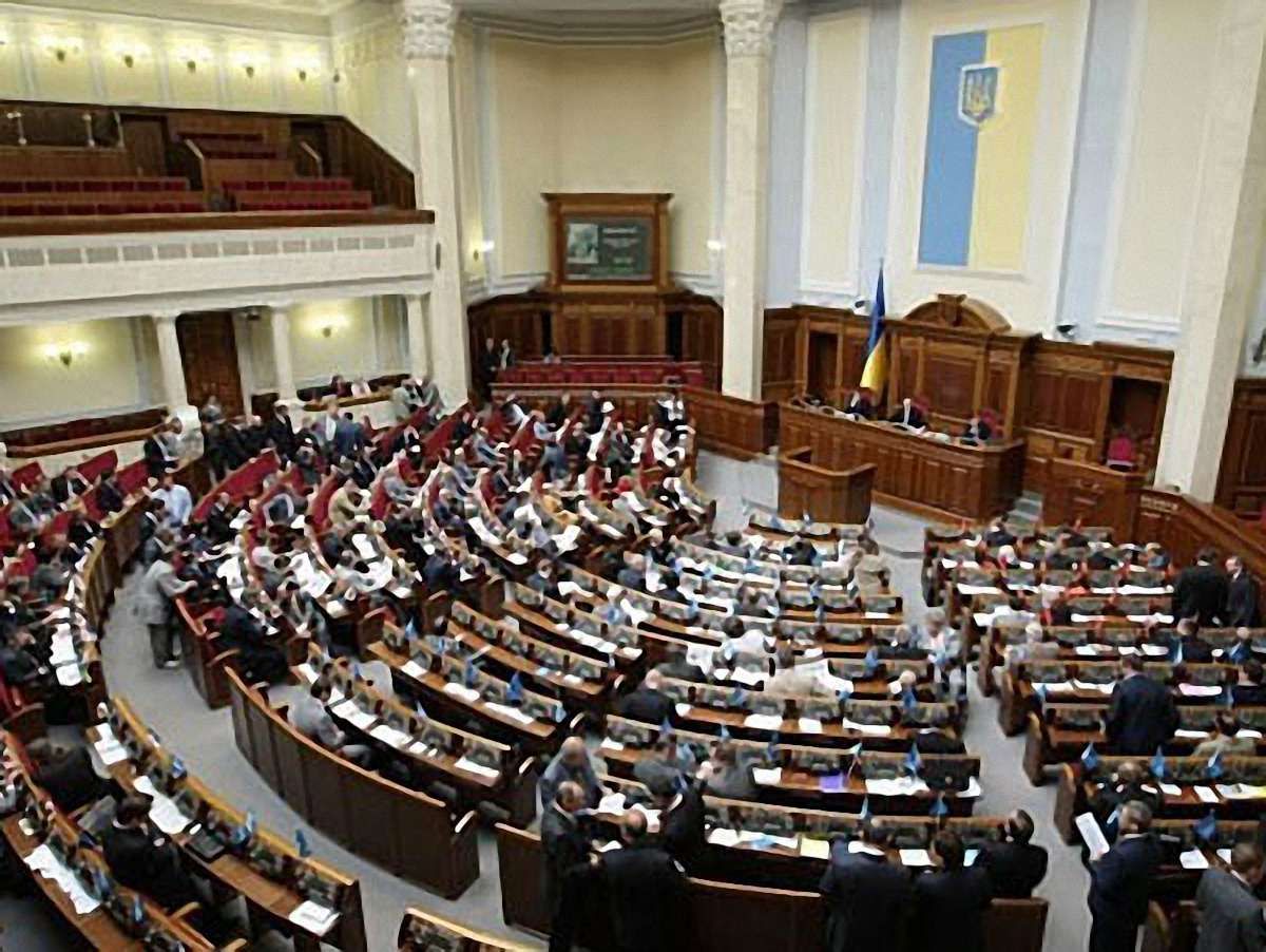 У Литвина кажуть, що нардепи позбавлять себе пільг