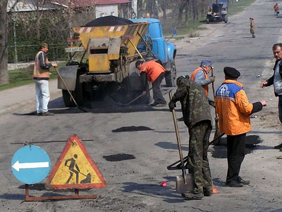 На Львівщині одесити відремонтують доріг на 116 млн грн