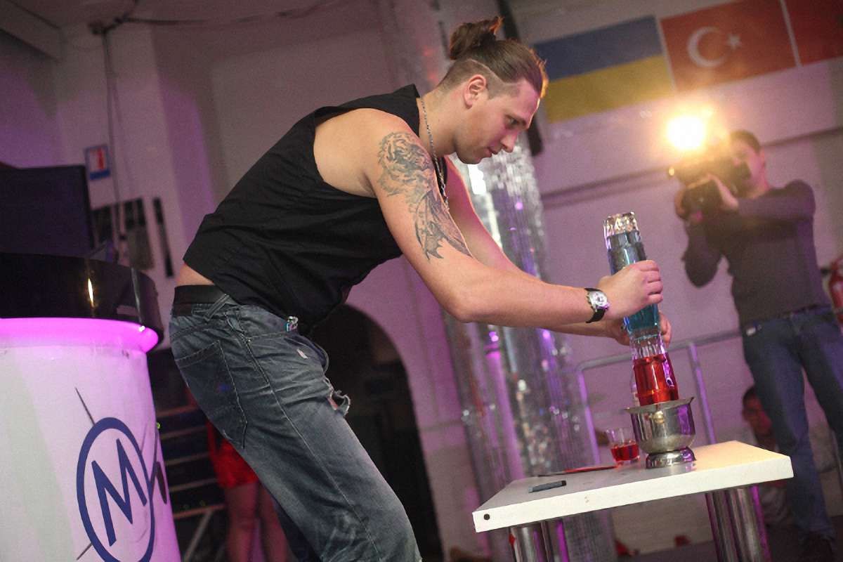 У «Mister International Metro Club 2011» переміг українець