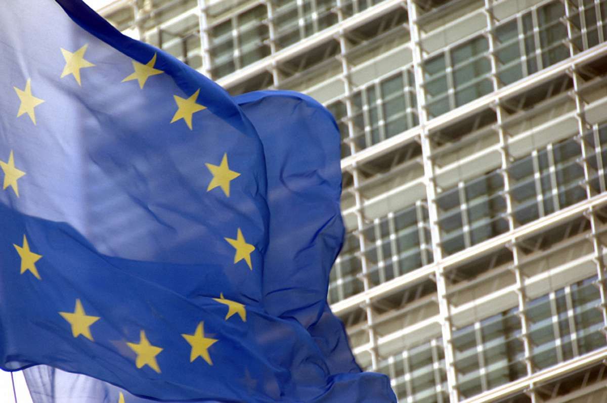 Єврокомісія сподівається, що Україна ухвалить виборчий кодекс 