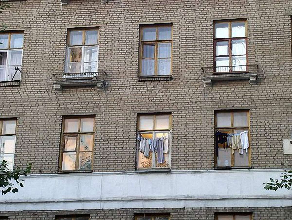 У Львові мешканців відомчих гуртожитків закликають змінити власника