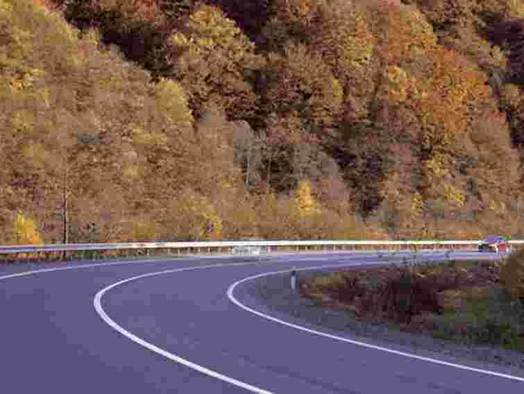 Кілометр автодороги коштує $5 млн, – Укравтодор