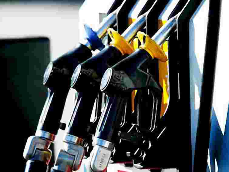 Держбюджет через контрабанду палива втратив 1 млрд грн, – експерт