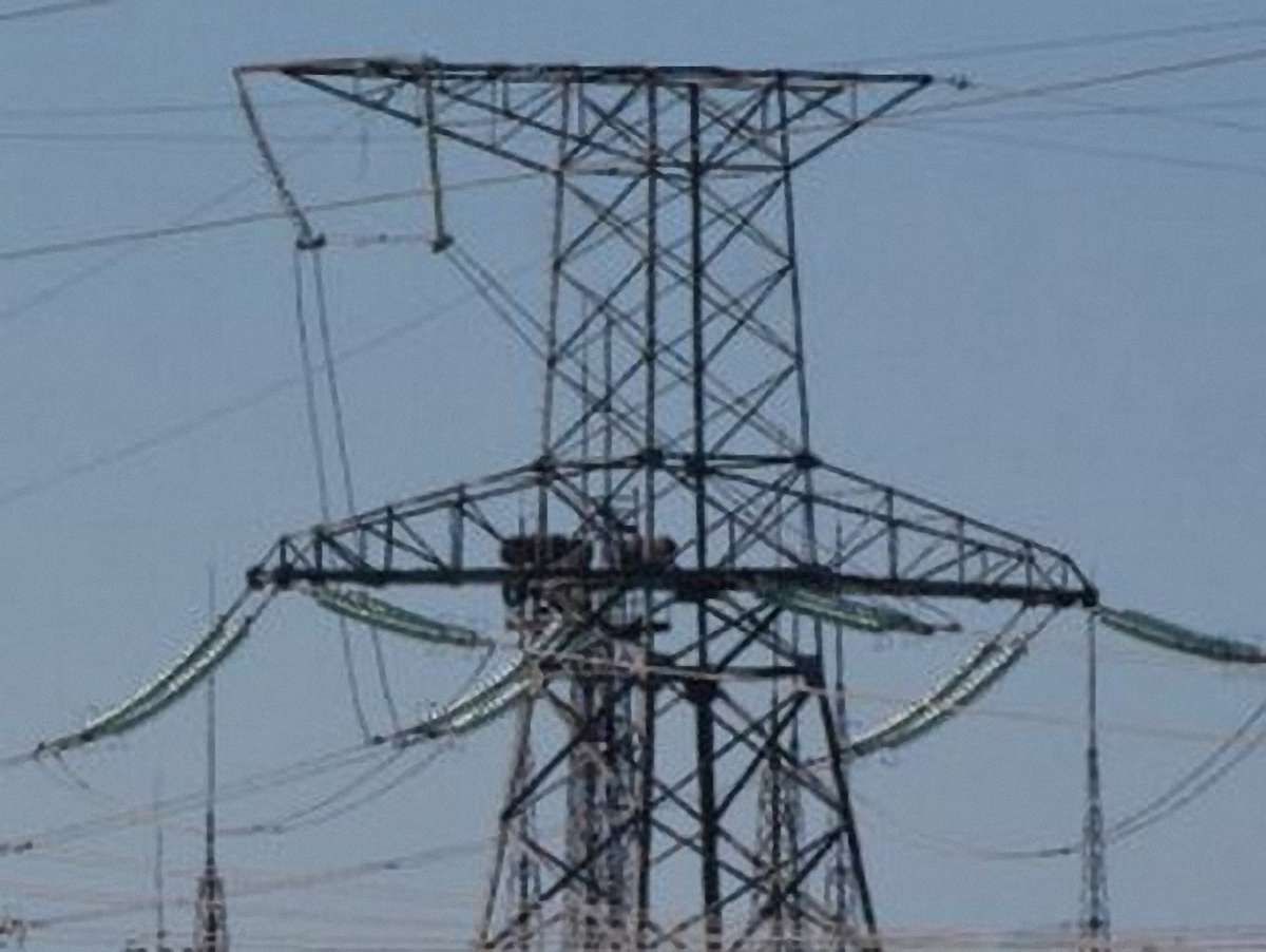 Частина жителів центру Львова залишилися без світла