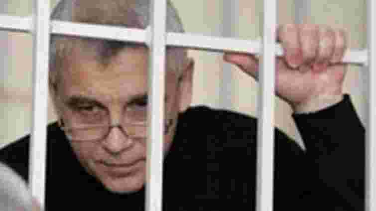 Іващенко і далі сидітиме у клітці під час засідання суду