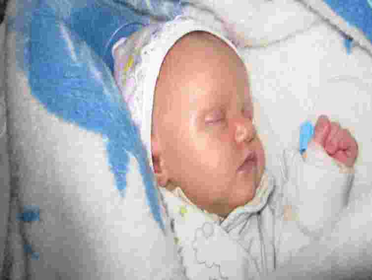 Маленькій дівчинці необхідна операція на серці