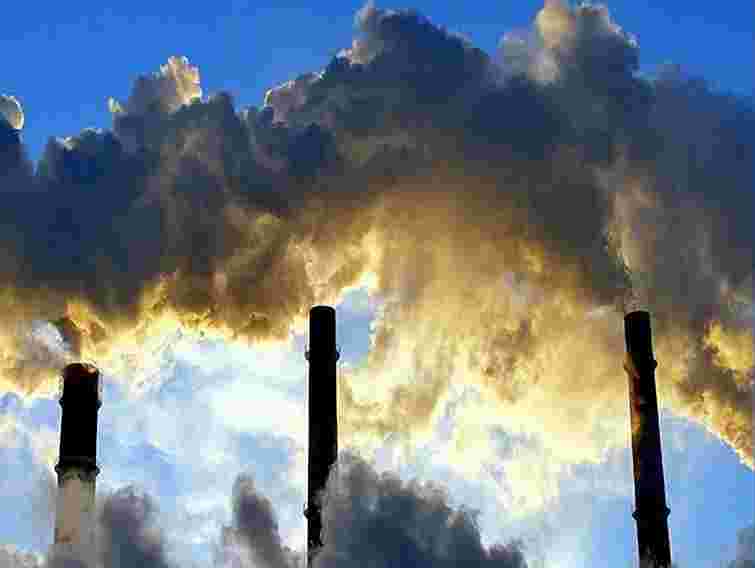 Івано-Франківськ зобов’язався на 20% зменшити викиди газів