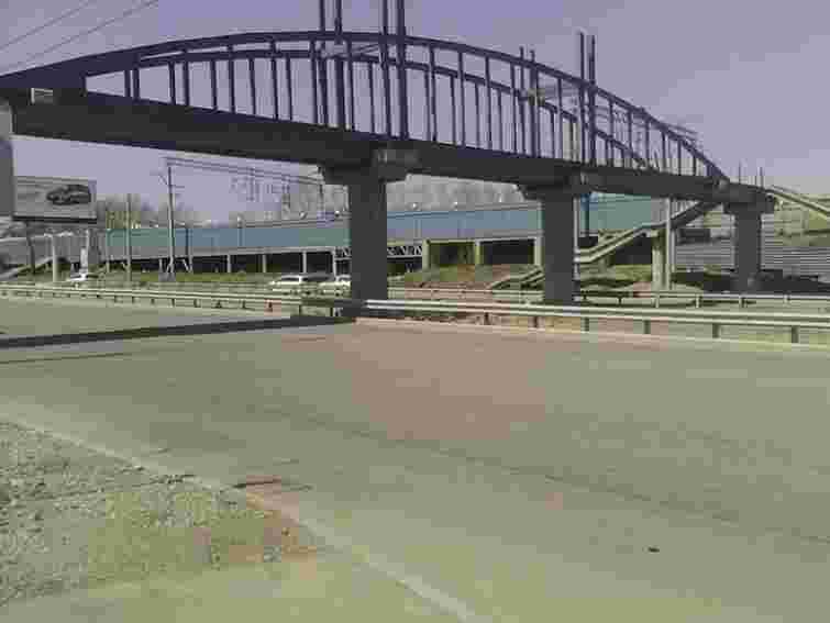 У селі на Львівщині збудували три мостові переходи