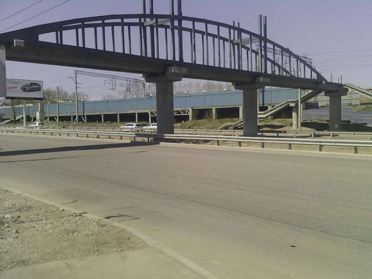 У селі на Львівщині збудували три мостові переходи