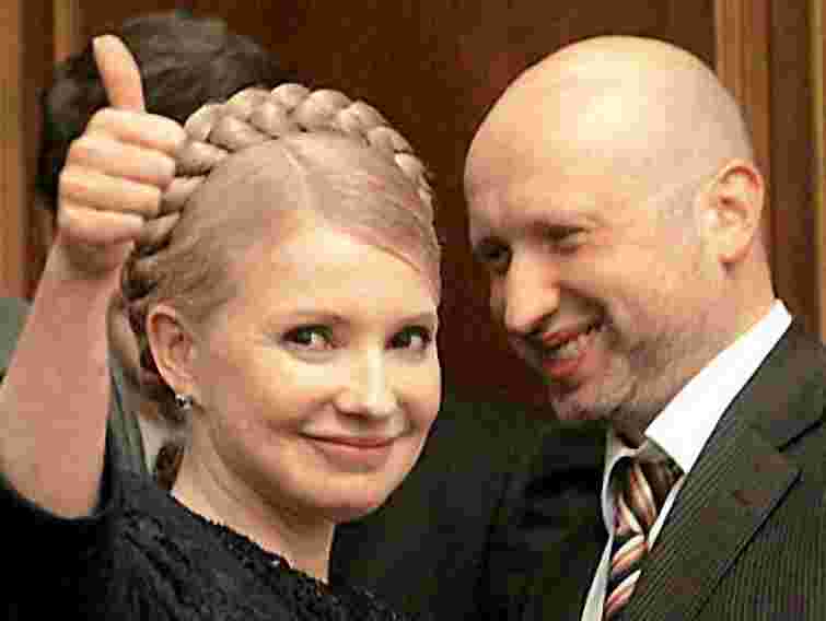 Турчинов розказав Коморовському про подвійні стандарти Януковича