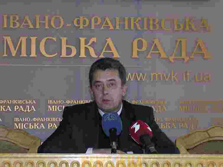 Мер Івано-Франківська економитиме на розмовах
