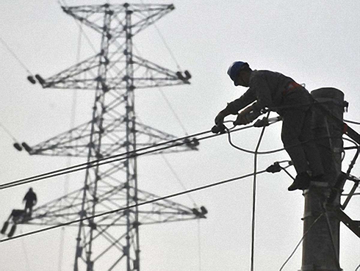 В Україні через негоду 160 населених пунктів залишилося без світла