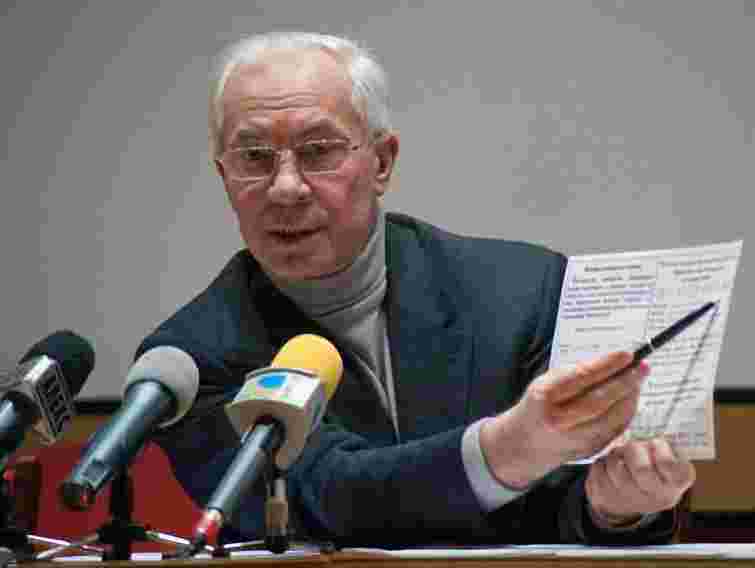 Азаров: У Росії немає жодної української школи