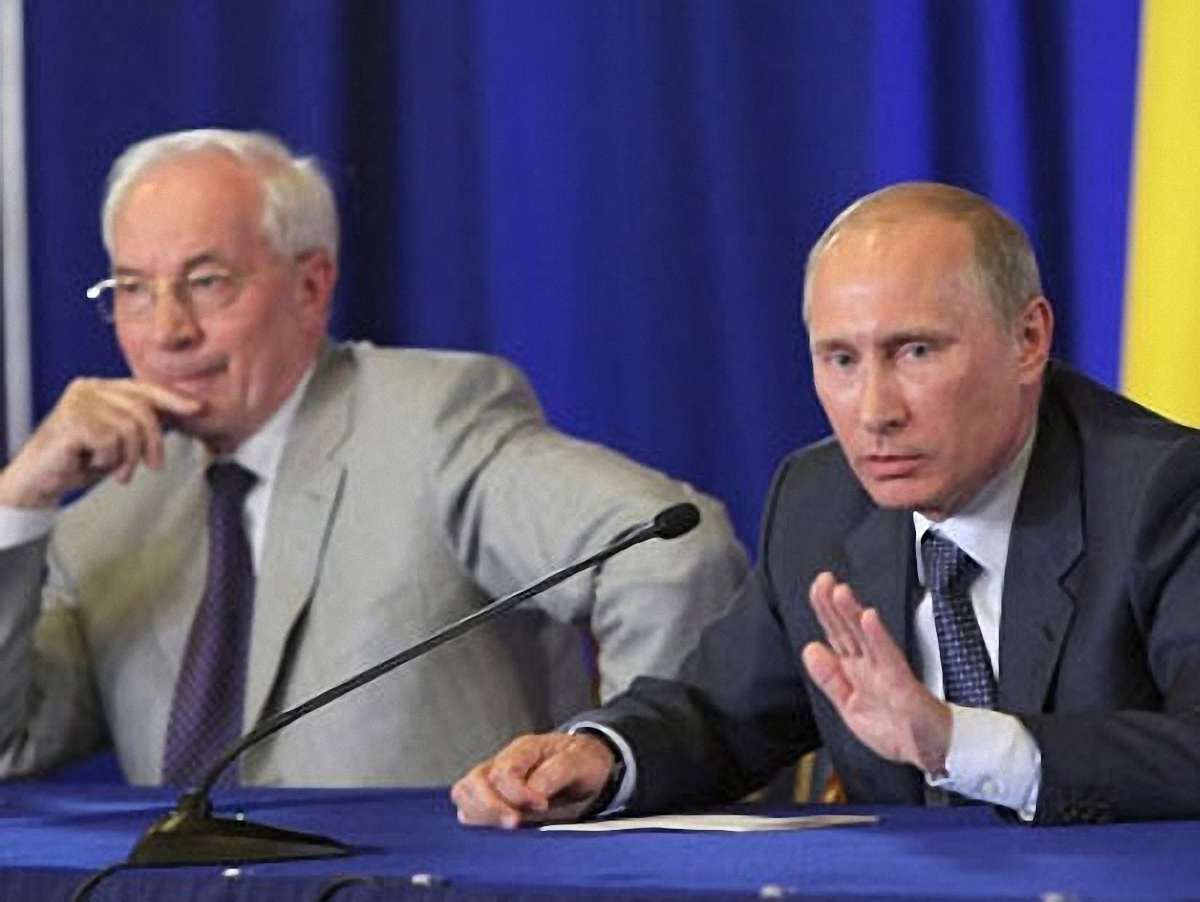 Азарова можуть звільнити через Путіна, - експерт