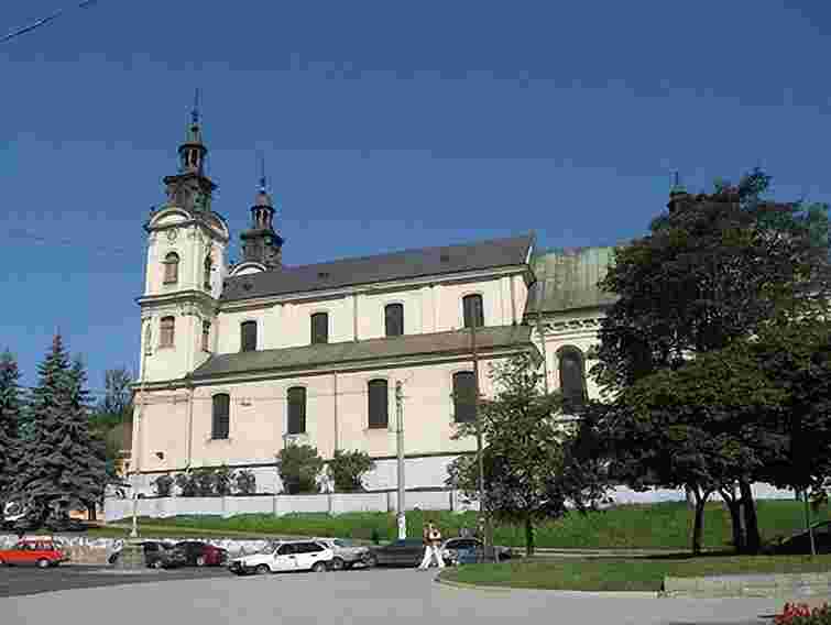 У Львові підсвітять костел Марії Магдалини