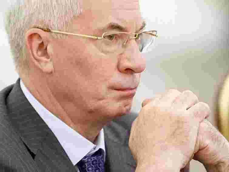 Азаров завтра відвідає Львів