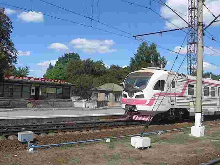 На Львівщині біля залізниці знайшли боєприпаси