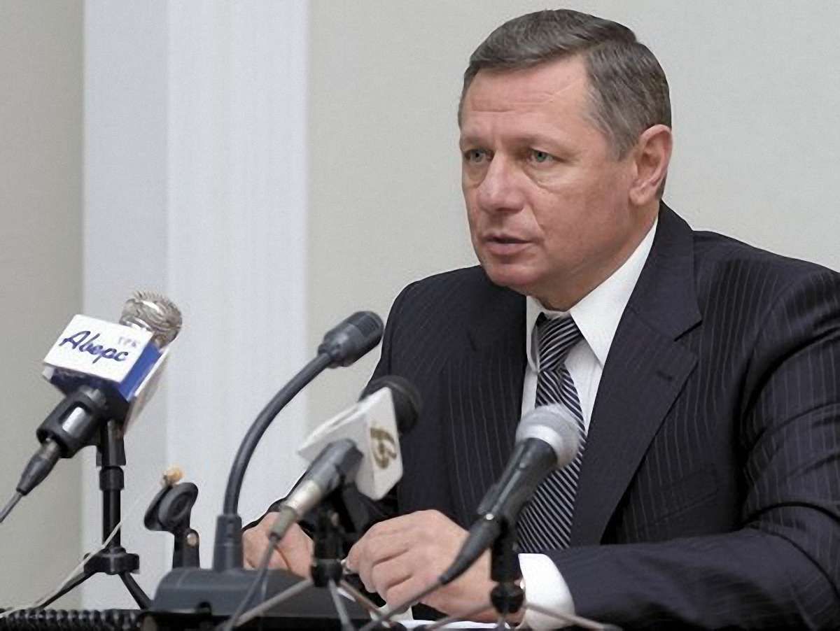 Мер Луцька не дав міськраді вимагати відставки Януковича