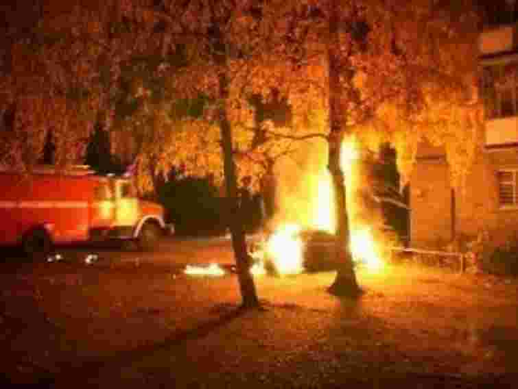 У Львові згорів «Лексус»