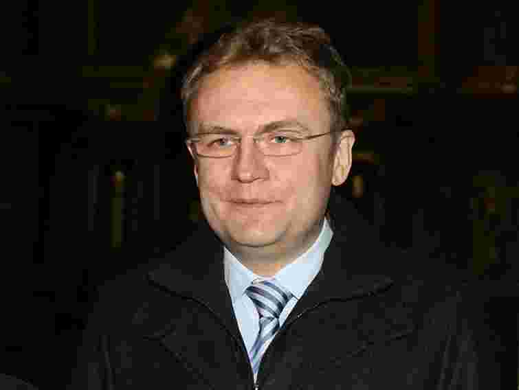 Ремонт пр. Свободи у Львові завершать до кінця тижня